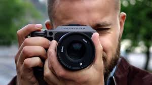 تولید نسخه چینی دوربین Hasselblad X1D